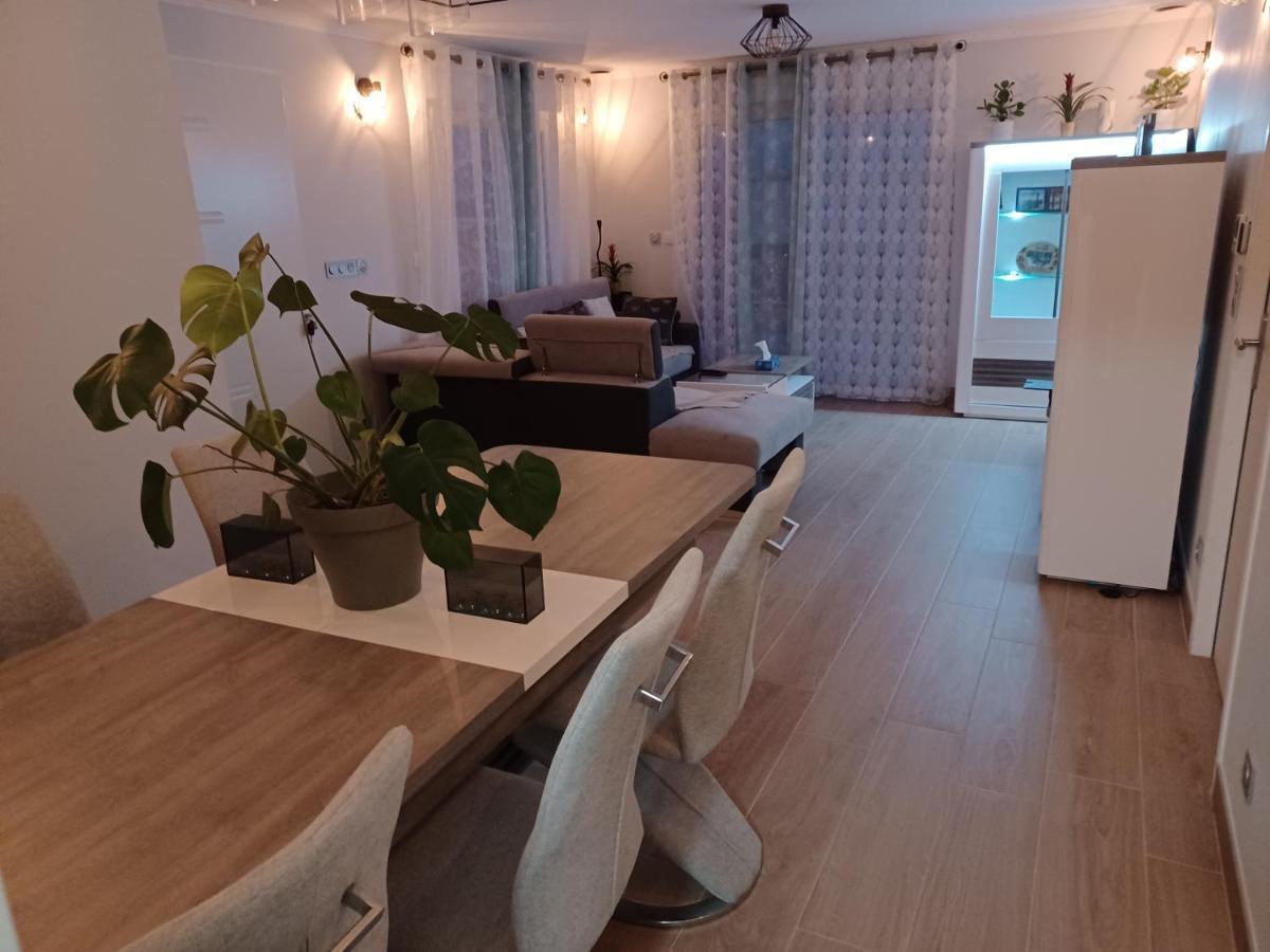 Chambre Privee/Climatisee+Tv /Petit Dejeuner Inclu/Tout Confort Nevers Buitenkant foto