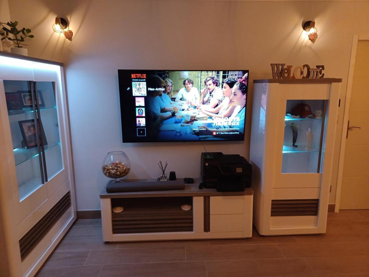 Chambre Privee/Climatisee+Tv /Petit Dejeuner Inclu/Tout Confort Nevers Buitenkant foto