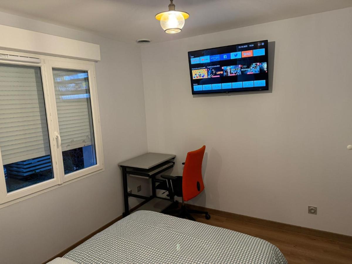 Chambre Privee/Climatisee+Tv /Petit Dejeuner Inclu/Tout Confort Nevers Buitenkant foto